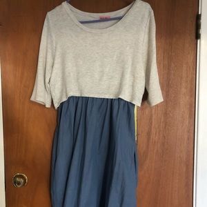 Two tone nursing dress.